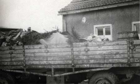 Leichen-LKW Buchenwald
