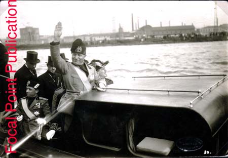 Mussolini_Livorno_1932b