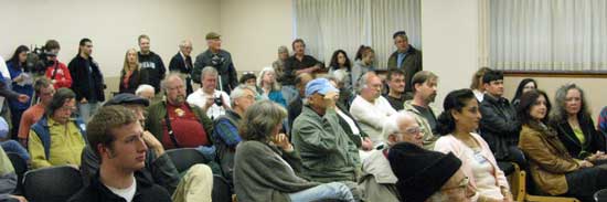 David Irving speaking at the Univ of Eugene Oregon
