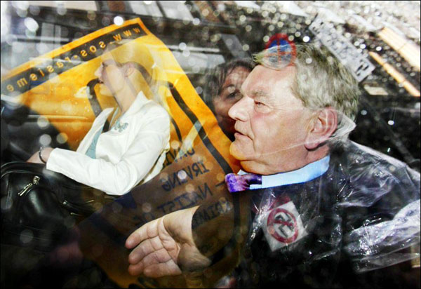 David Irving leaves TV studio May 25 2009